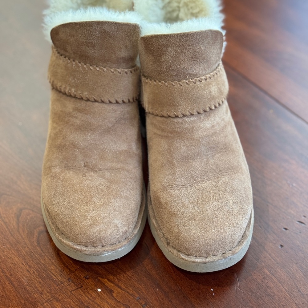 Cozy Kids' Suede Boots - Brown